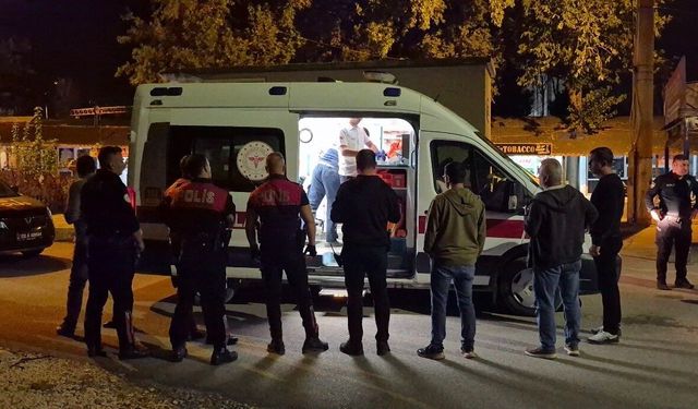 Adıyaman'da bıçaklı saldırıya uğrayan genç yaralandı