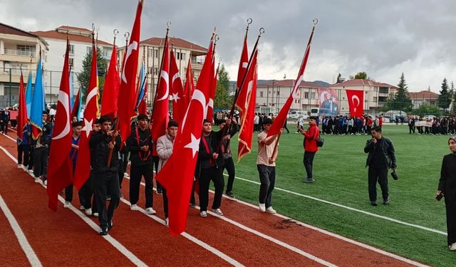 Gölbaşı'nda 29 Ekim Cumhuriyet bayramı kutlandı