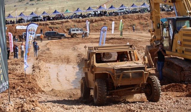 Elbistan Offroad Şenlikleri'nde Perre Offroad Kulübü, Adıyaman'ı temsil etti