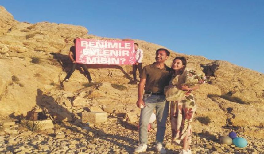 Nemrut Dağı’nda ‘sürpriz’ evlenme teklifi - Videolu Haber