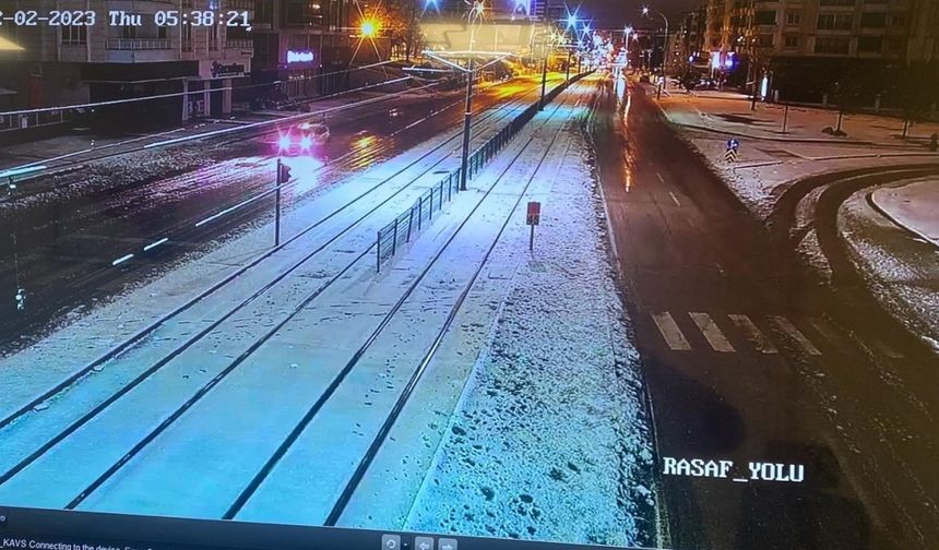 Gaziantep'te karla mücadele tüm gece sürdürdü