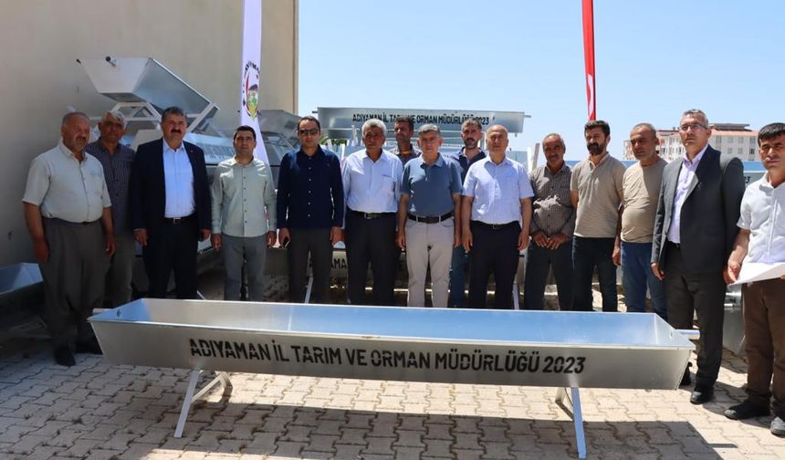 Adıyaman'da 40 köye 626 sıvat dağıtıldı 