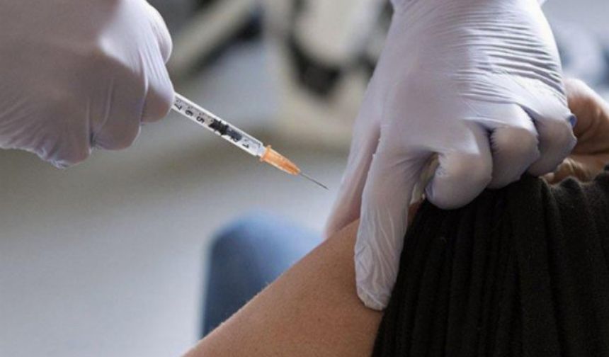 Prof. Dr. Alpay Azap: Aşının içeriği her sene yenileniyor