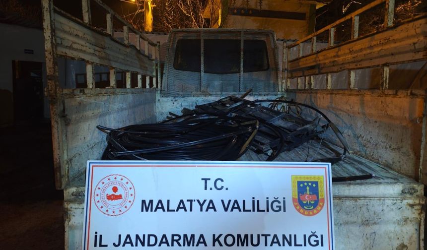 Malatya'da kablo hırsızlığına tutuklama  - Videolu Haber
