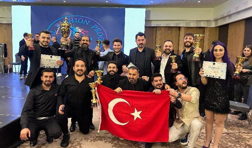 Türk Milli Takımı Kuaför Yarışması'nda dünya şampiyonu oldu