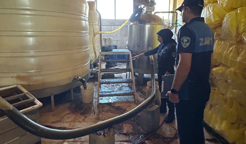 Gaziantep'de insan sağlığını tehlikeye atacak 4 ton ürün ele geçirildi