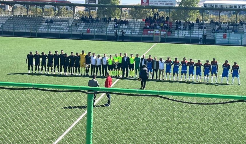 Kahta 02 Spor sezona galibiyetle başladı: Elazığ Sakarya Spor'u 3-1 mağlup etti 