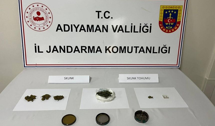 Adıyaman’da durdurulan araçta uyuşturucu ele geçirildi: 1 gözaltı 