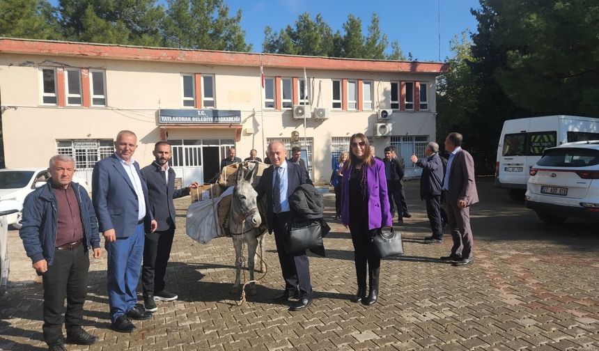 'Eşekle Gelen Dostoyevski' Yaylakonak’ta öğrencilerle bir araya geldi