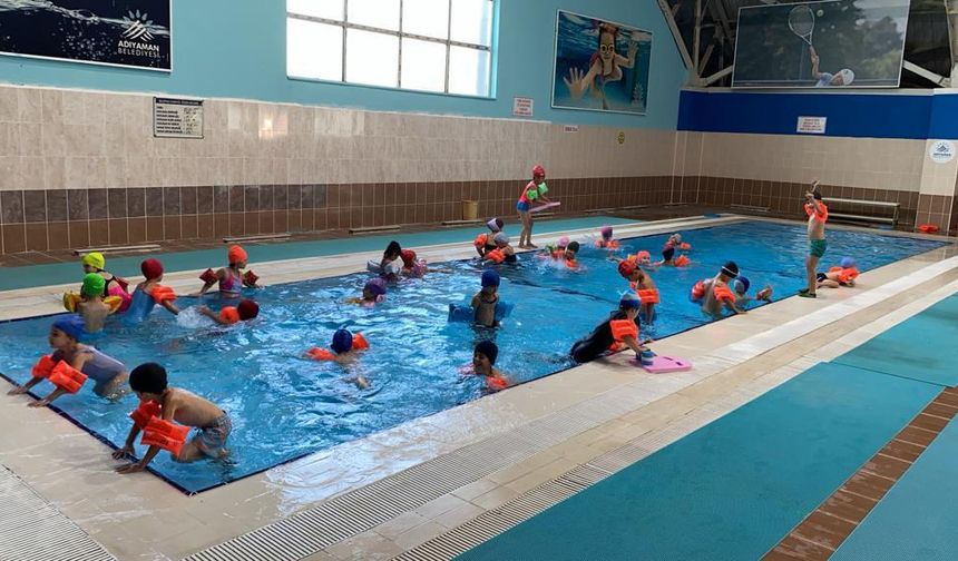 Adıyaman Belediyesi yaz spor okulları başladı: Ampute vatandaşlara özel terapi programı  - Videolu Haber