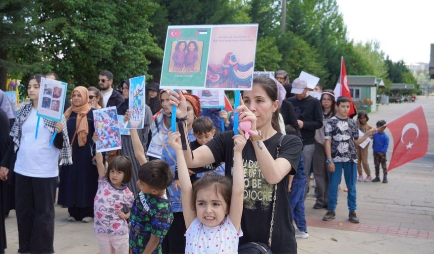 Adıyamanlı çocuklardan Filistinli kardeşlerine barış mesajı  - Videolu Haber