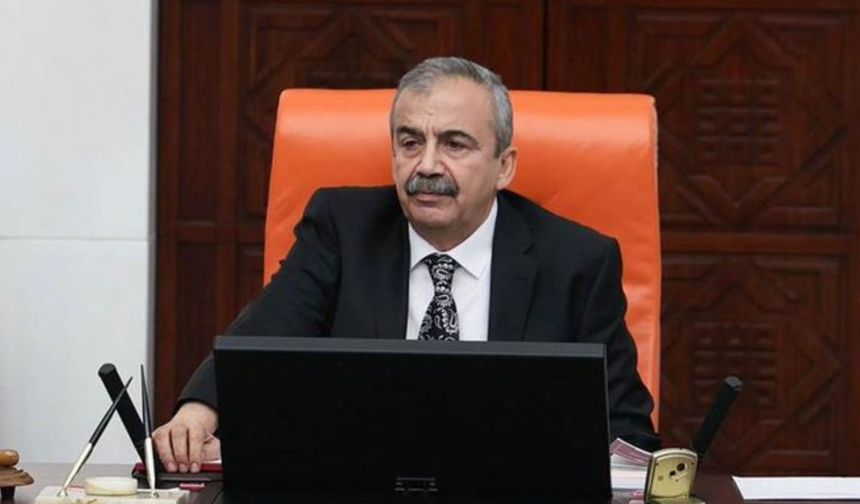 Sırrı Süreyya Önder'in sağlık durumu: 'Hayati tehlikesi giderek artıyor' 