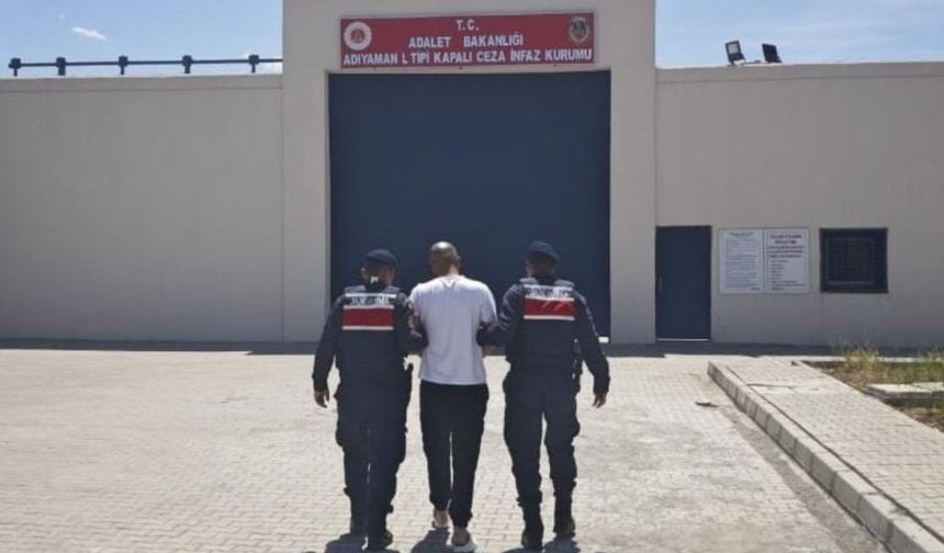 Adıyaman’da kesinleşmiş hapis cezası bulunan 2 kişi Jandarma tarafından yakalandı 