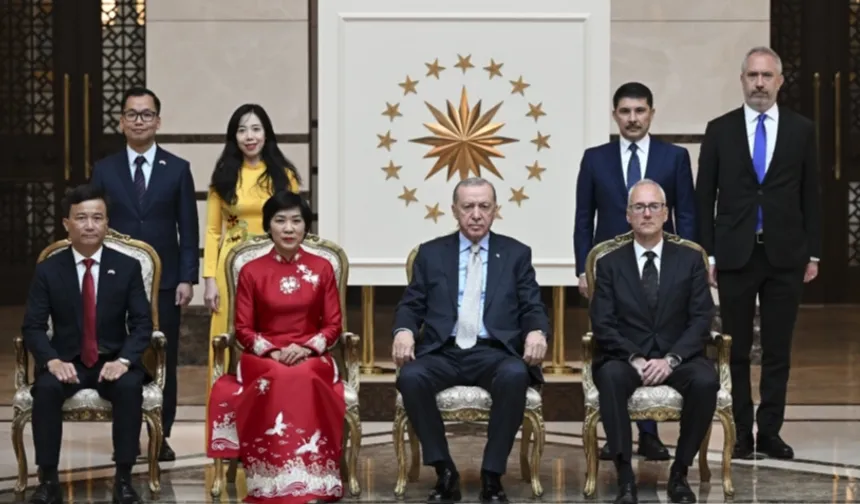 5 ülkenin büyükelçisinden Cumhurbaşkanı Erdoğan'a güven mektubu