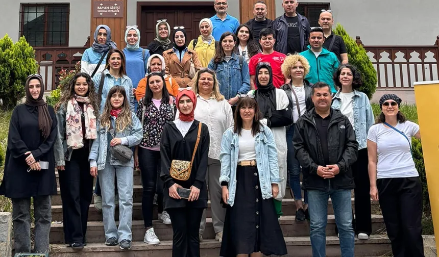 Eğitimciler doğal güzelliklerin ve kültürel zenginliklerin yolunu tuttu
