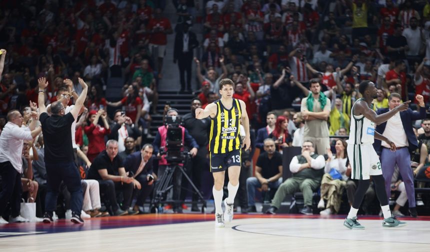Fenerbahçe Beko tarih yazdı: EuroLeague’de finale yükseldi 