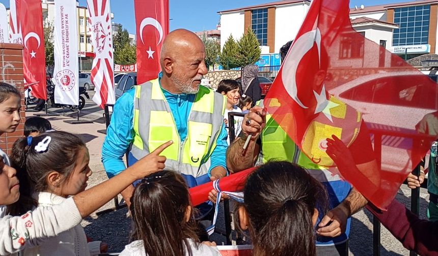 Hedef Kızılelma Derneği Genel Başkanı Gönder: 'Türklüğü savunmak, onurla taşınacak bir sorumluluktur' 