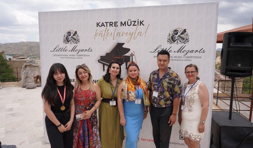 04.17 Belgesel Atölyesi’nden uluslararası başarı: Dicle Hayat Dağdeviren beste dalında birinci oldu  - Videolu Haber