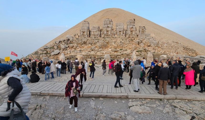 Rotel Tours yıllar sonra yeniden Nemrut’ta: ‘Kahta bizim ikinci evimiz’ 