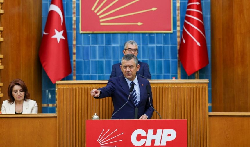 CHP lideri Özel: 'Aziz İhsan Aktaş 388 ihalenin 300’ünü kamudan ve AK Partili belediyelerden aldı, içeride tek bir AK Partili yok' 