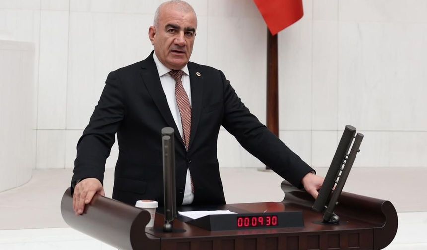 Özhan’dan 15 Temmuz mesajı: Bu direniş, Milletin Yenilmez İradesidir 