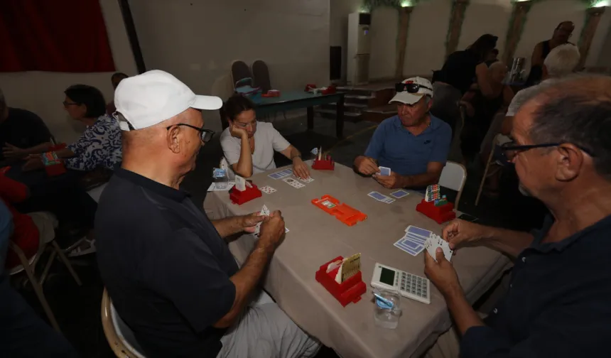 Briç tutkunları İzmir Efes Selçuk'ta buluştu