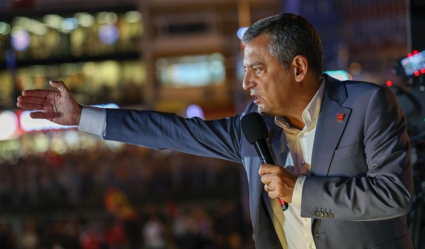 Özgür Özel’den komisyon açıklaması: ‘Suriye’deki gelişmelerin ardından zamana yayan, harekete geçmeyen bir pozisyon var’ 