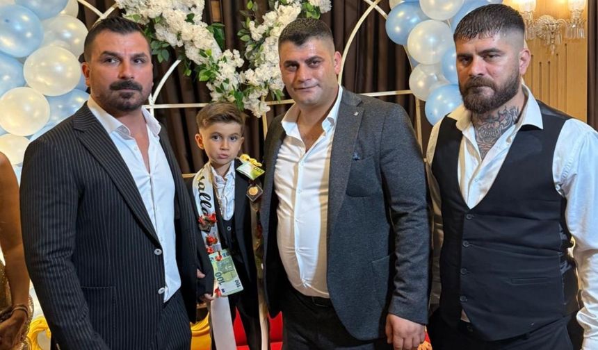 Bora Toprak'ın oğlu Alaattin için görkemli sünnet töreni: Sanat ve siyaset dünyası bir araya geldi