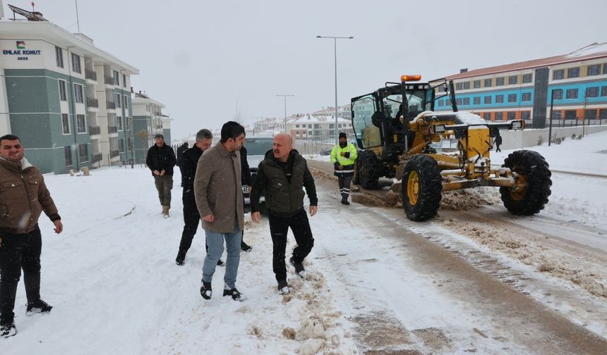 Adıyaman İndere'de Kar Mesaisi
