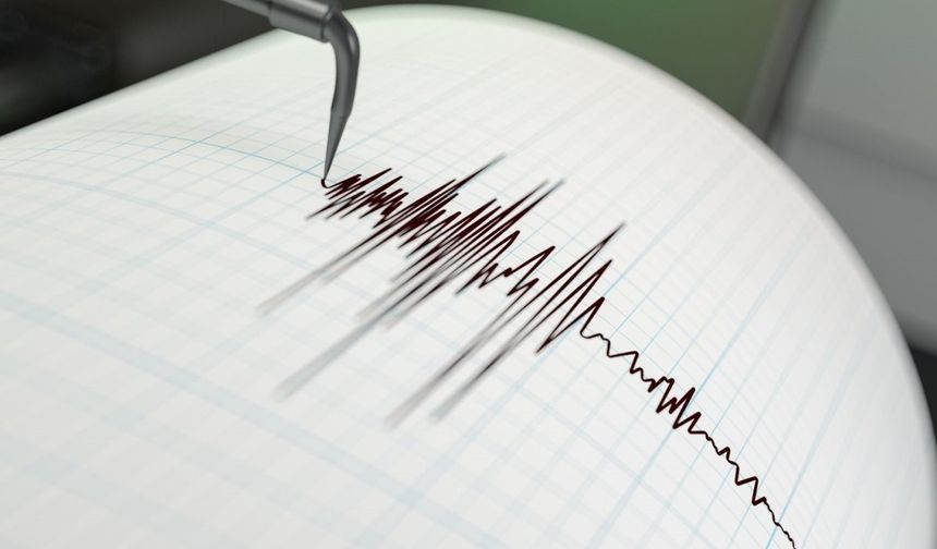 Antalya'da 4.9 büyüklüğünde deprem