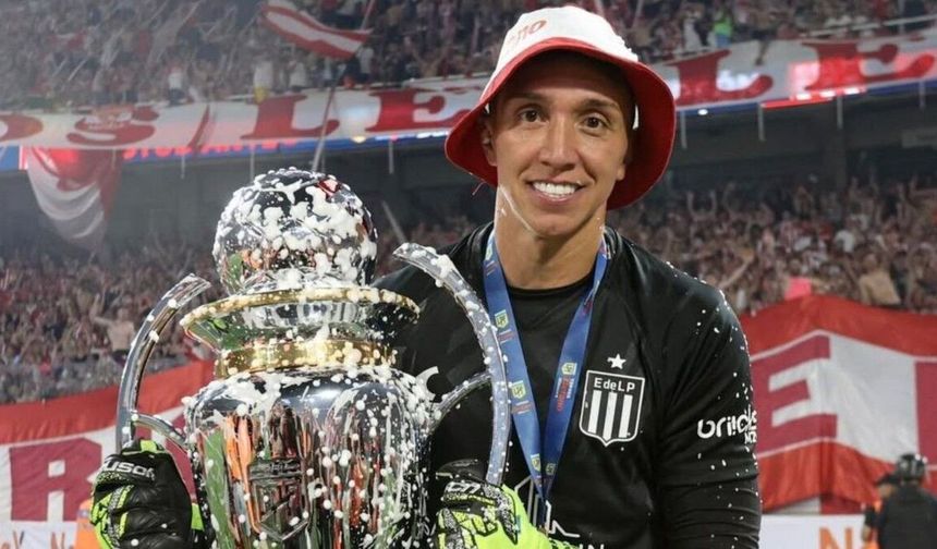 Fernando Muslera, bir haftada iki kupa kazandı