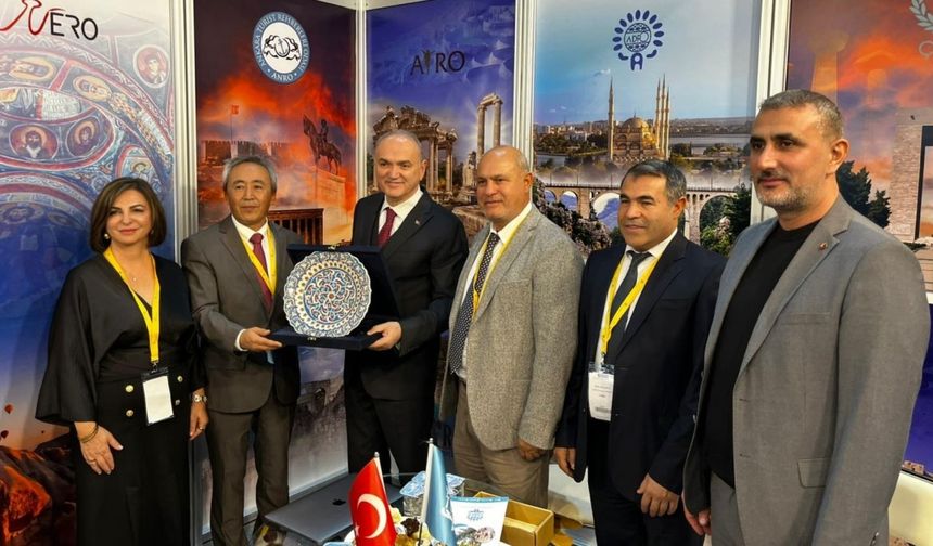 İzmir Turizm Fuarı'nda Şanlıurfa'yı ŞURO temsil etti