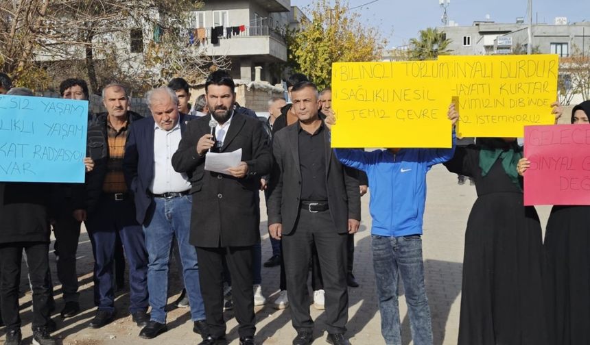 Kahta'da baz istasyonuna tepki: 'Mahallemiz bir laboratuvar, çocuklarımız ise deney değildir' - Videolu Haber