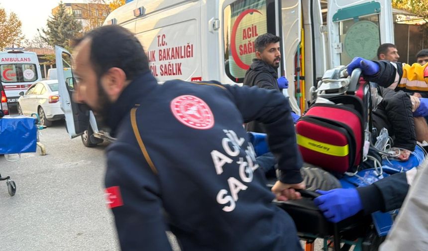 Kahta'da Çıkan Silahlı Kavgada 2'si Ağır 5 Kişi Yaralandı - Videolu Haber