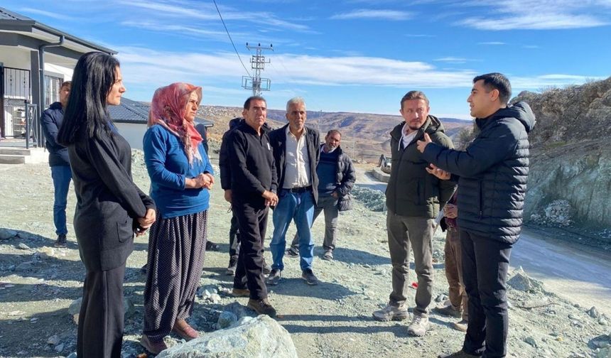 Tut Kaymakamı Celal Güngör, kalıcı deprem konutlarını inceledi