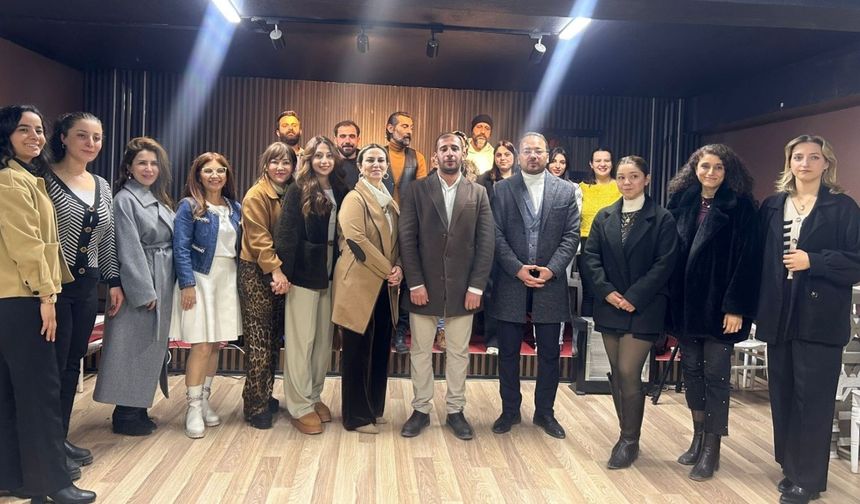 Adıyaman'da Genç Nesiller Derneği'nden özel şiir dinletisi - Videolu Haber