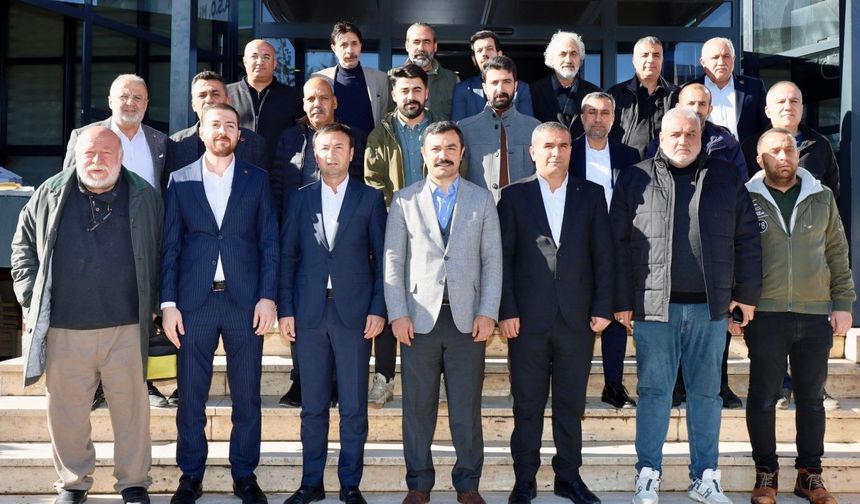 Kahta Kaymakamı Soysal, Gazeteciler Günü Programı dolayısıyla gazetecilerle bir araya geldi