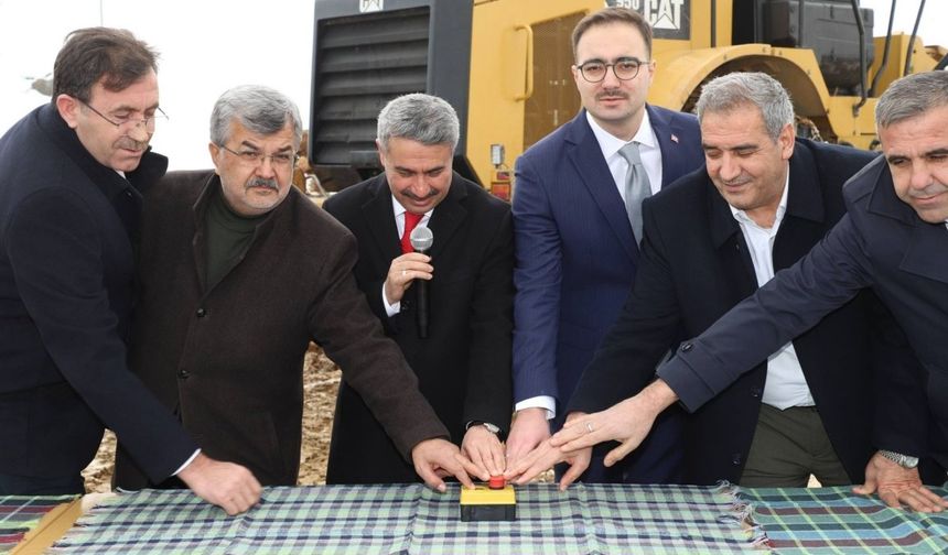 Sincik'te TOKİ Konutları Camii'nin temeli atıldı
