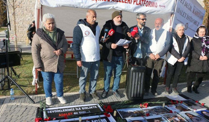 Adalet Peşinde Aileler Platformu'ndan 'adalet' çağrısı: 'Hesap Sormak İçin Buradayız' - Videolu Haber