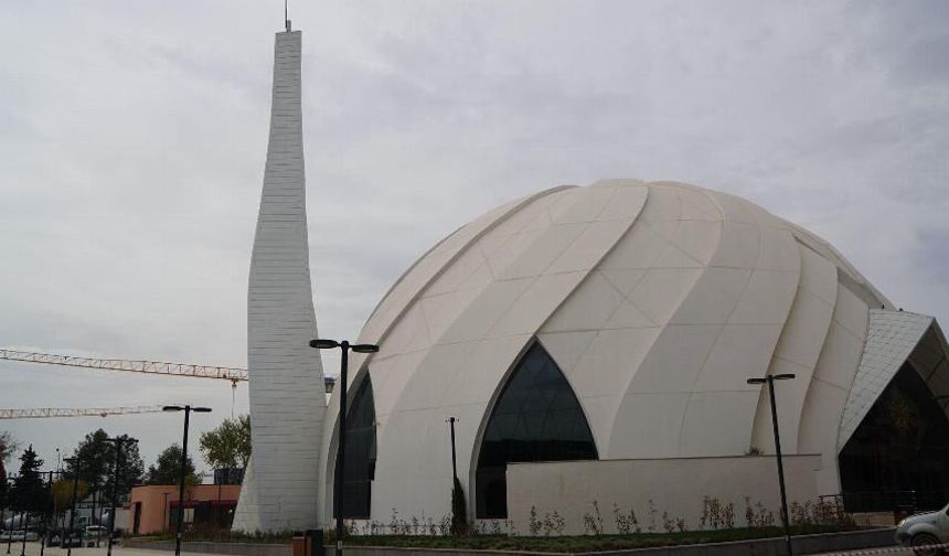 Adıyaman iftar vakti 2026: Adıyaman İmsakiye ile bugün iftar, teravih ve sahur saat kaçta?