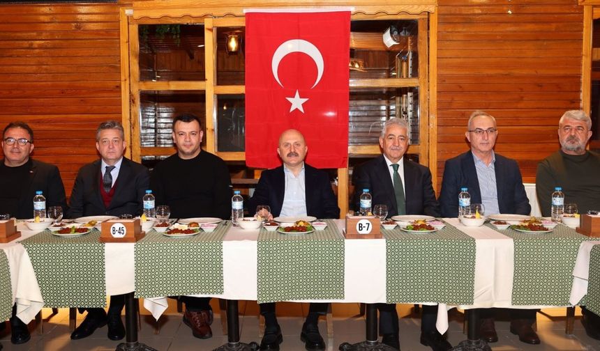 Adıyaman Valisi Varol, İl Müftüsü Haliloğlu için düzenlenen veda yemeğine katıldı