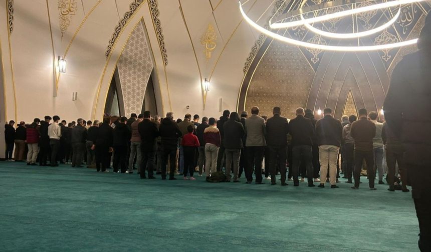 Adıyaman'da 23 Şubat Pazartesi gününe ait imsak ve iftar saatleri açıklandı