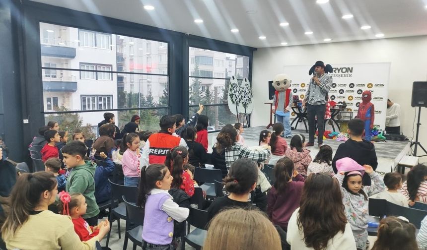 Adıyaman'da Minikler Müzik ve Oyunla Buluştu
