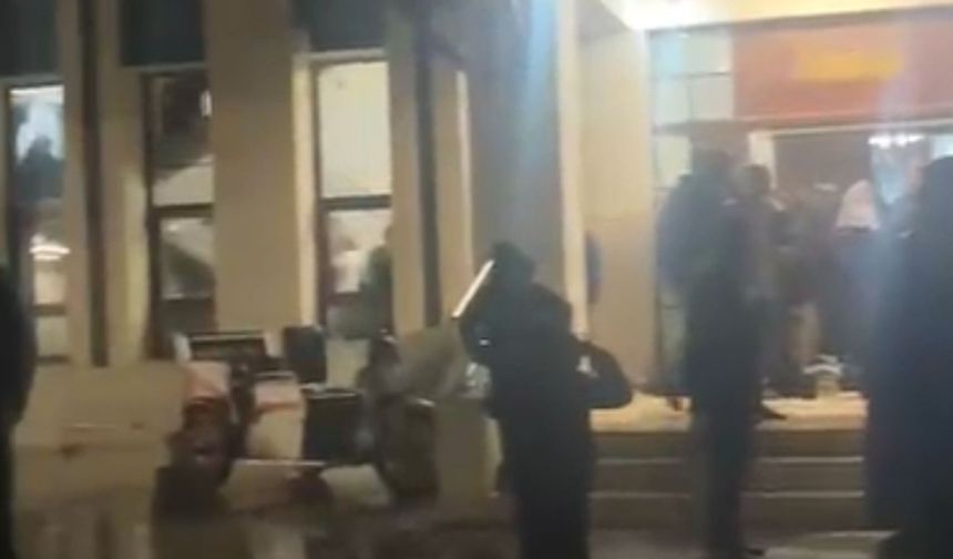 Adıyaman'da Örenli TOKİ Camii'nde ilk teravihte yoğunluk - Videolu Haber