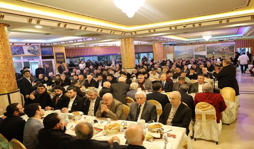 Adıyamanlılar Vakfı’nın 30. Geleneksel İftarında Binlerce Kişi Buluştu