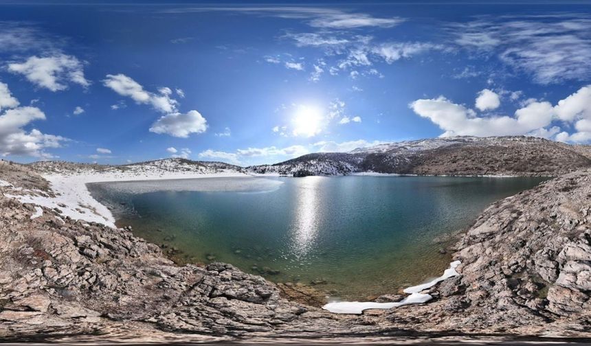 Gerger'de doğa yeniden canlandı: Sülüklü Göl doldu, Kırkgöz suya kavuştu - Videolu Haber