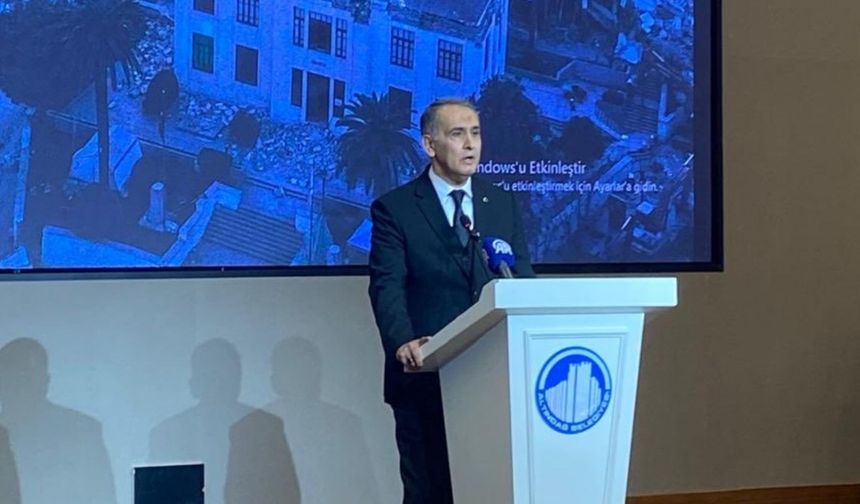 Mahmut Çuhadar, '6 Şubat' adlı şiirini okudu: 'Adıyaman'ın acısı acım, sevinci sevincimdir' - Videolu Haber