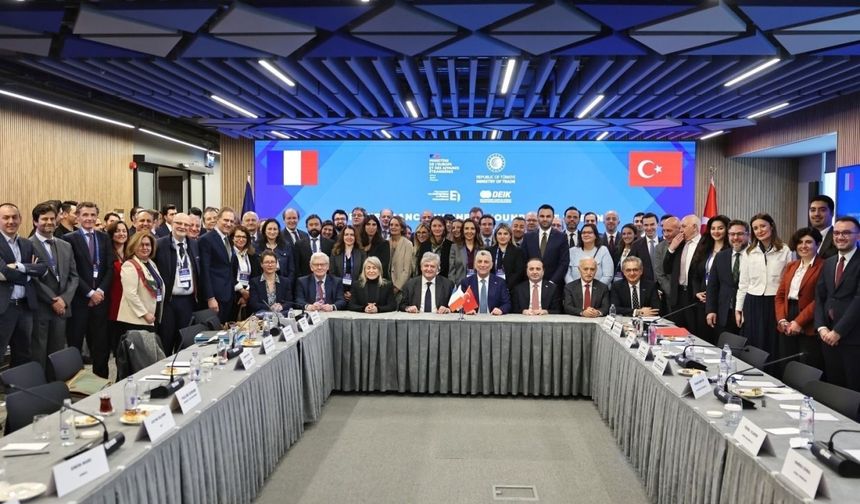 Ticare Bakanı Ömer Bolat 'Fransa Önemli Ekonomik Ortaklarımızdan Birisidir'