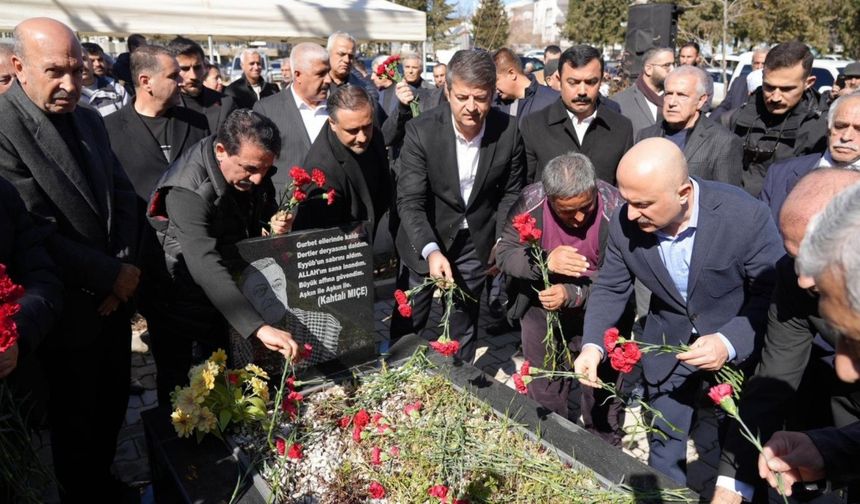 Usta sanatçı Kahtalı Mıçe vefatının birinci yılında anıldı - Videolu Haber