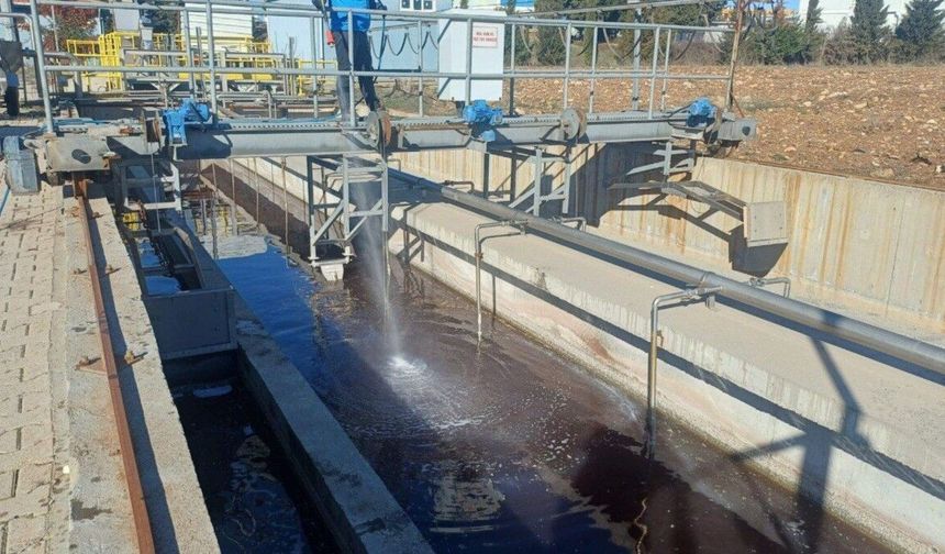 Adıyaman Belediyesi'nden yağışların ardından kapsamlı ilaçlama çalışması - Videolu Haber